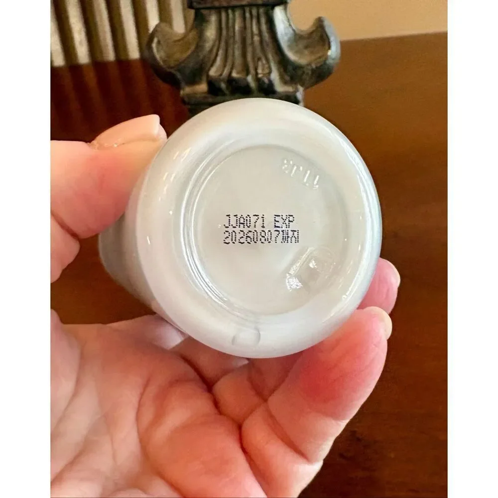 LANEIGE - NWOT - Essential Balancing Emulsion Light, 120 ml (4 fl. oz.) No Box